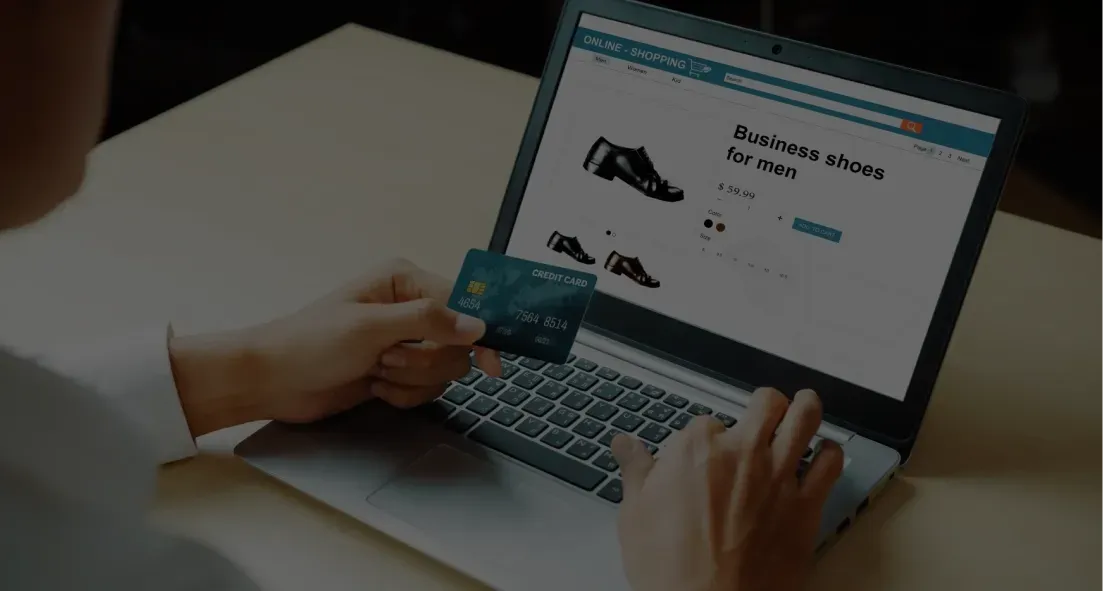 Young man use credit card online shopping uds
